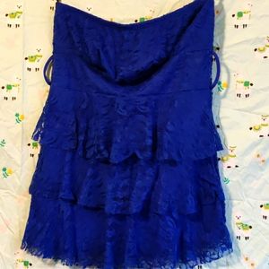 Strapless ruffled top